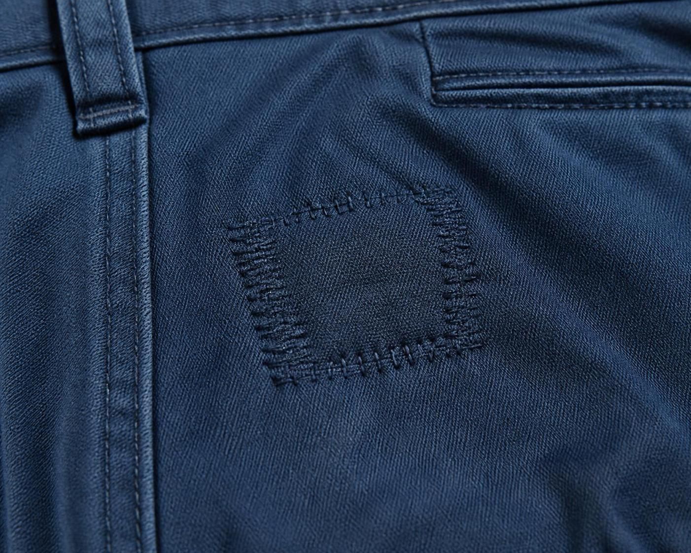 apprenez à recoudre un trou dans un pantalon à la main facilement grâce à notre guide étape par étape, idéal pour réparer rapidement vos vêtements et prolonger leur durée de vie.